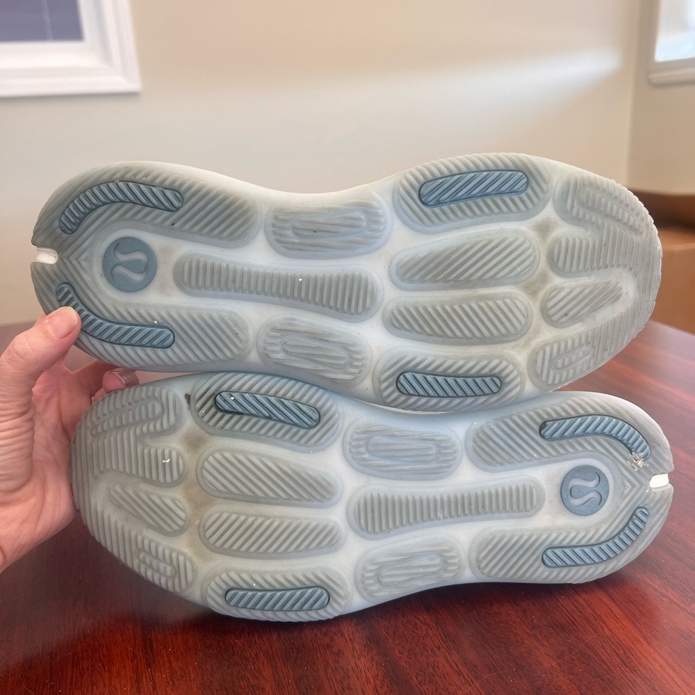 Lululemon Gray shoes - Picture 4 of 5